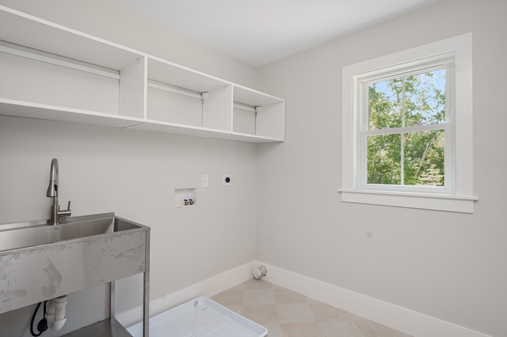 105 Bonney Drive Property Photo 14