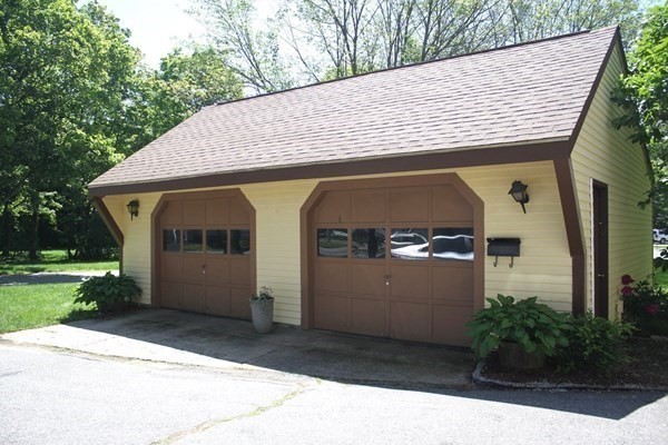 32 Ash St Property Photo 2