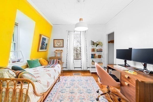 32 Ash St Property Photo 18