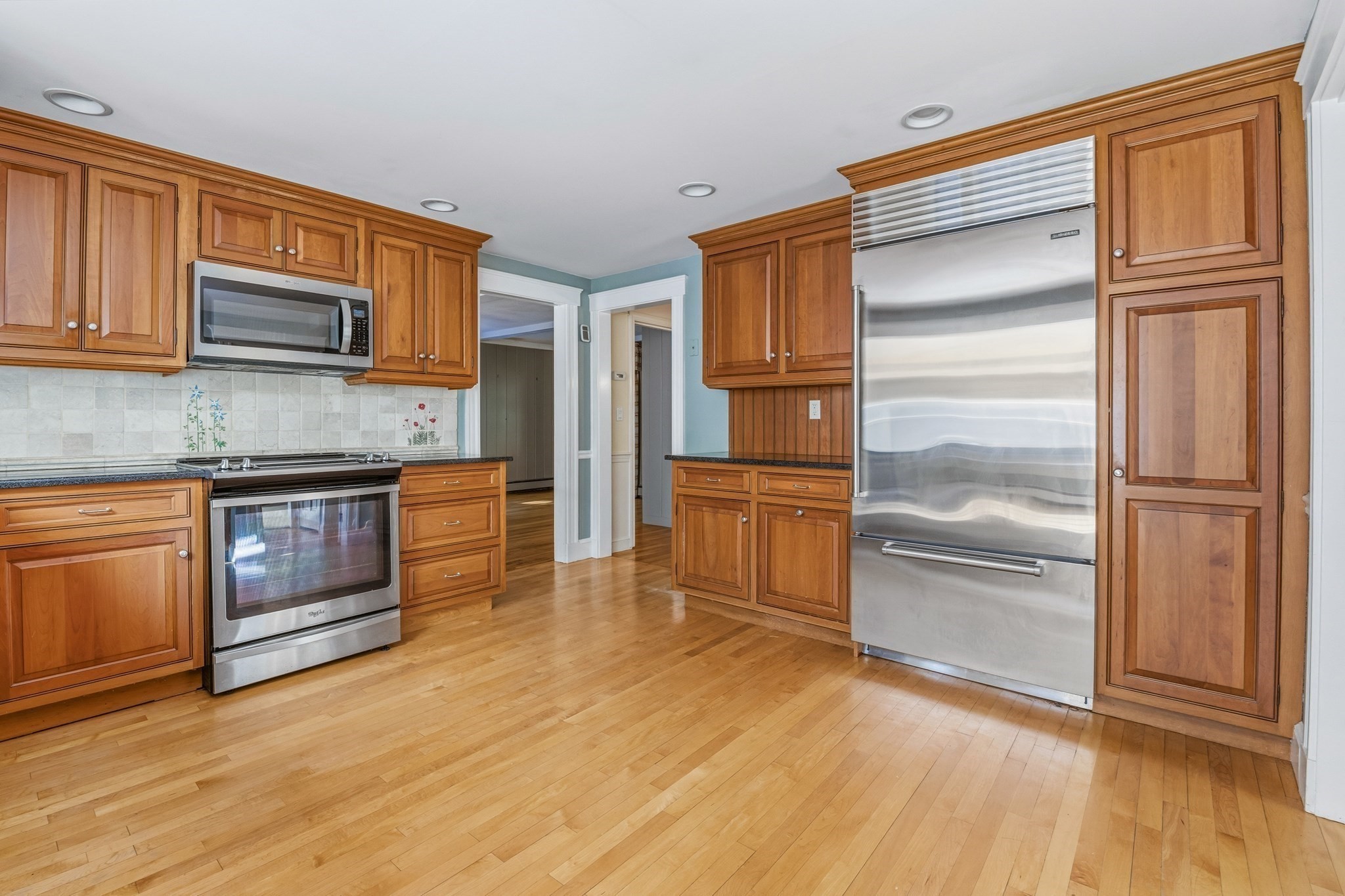 21 Goulding St E Property Photo 3