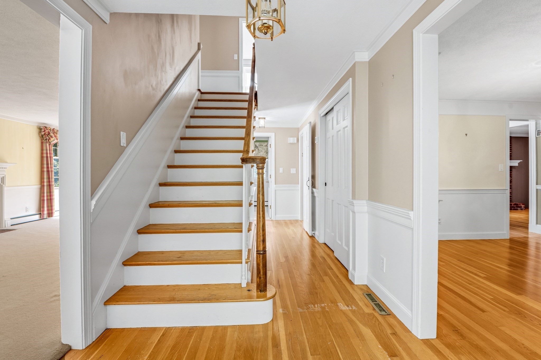 21 Goulding St E Property Photo 18