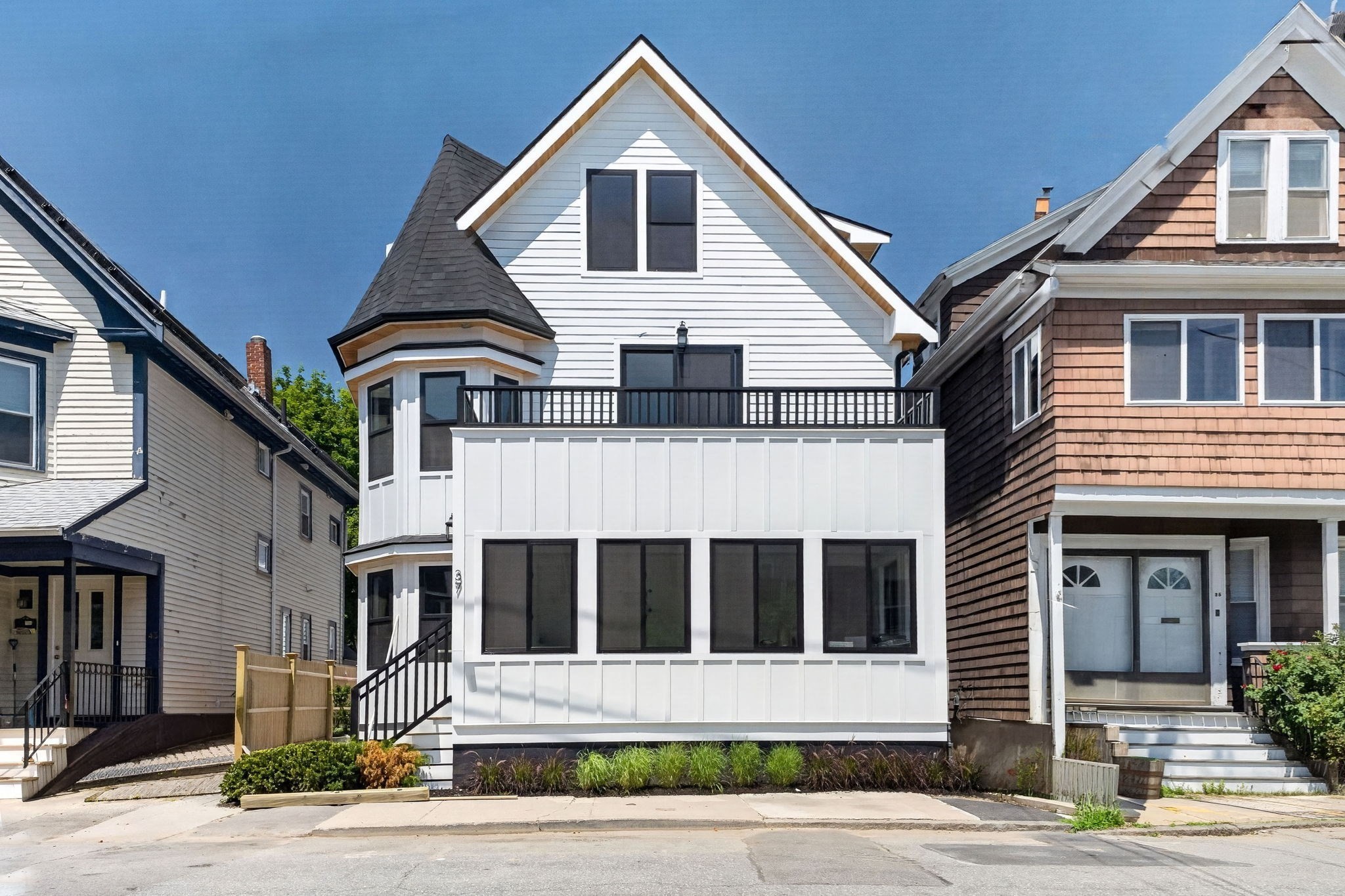 37 Kingston St # A Property Photo 23