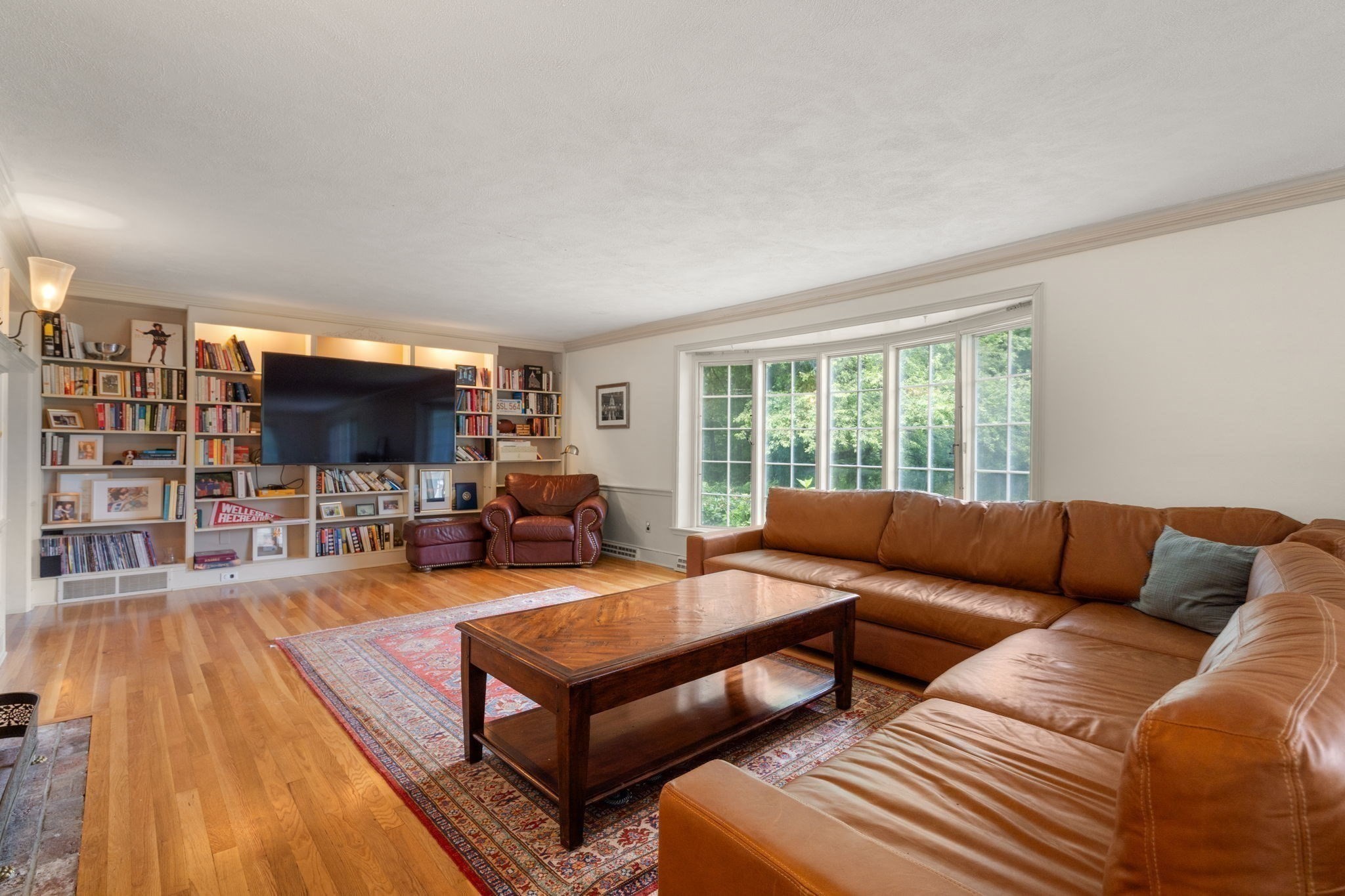 575 West Street Property Photo 10