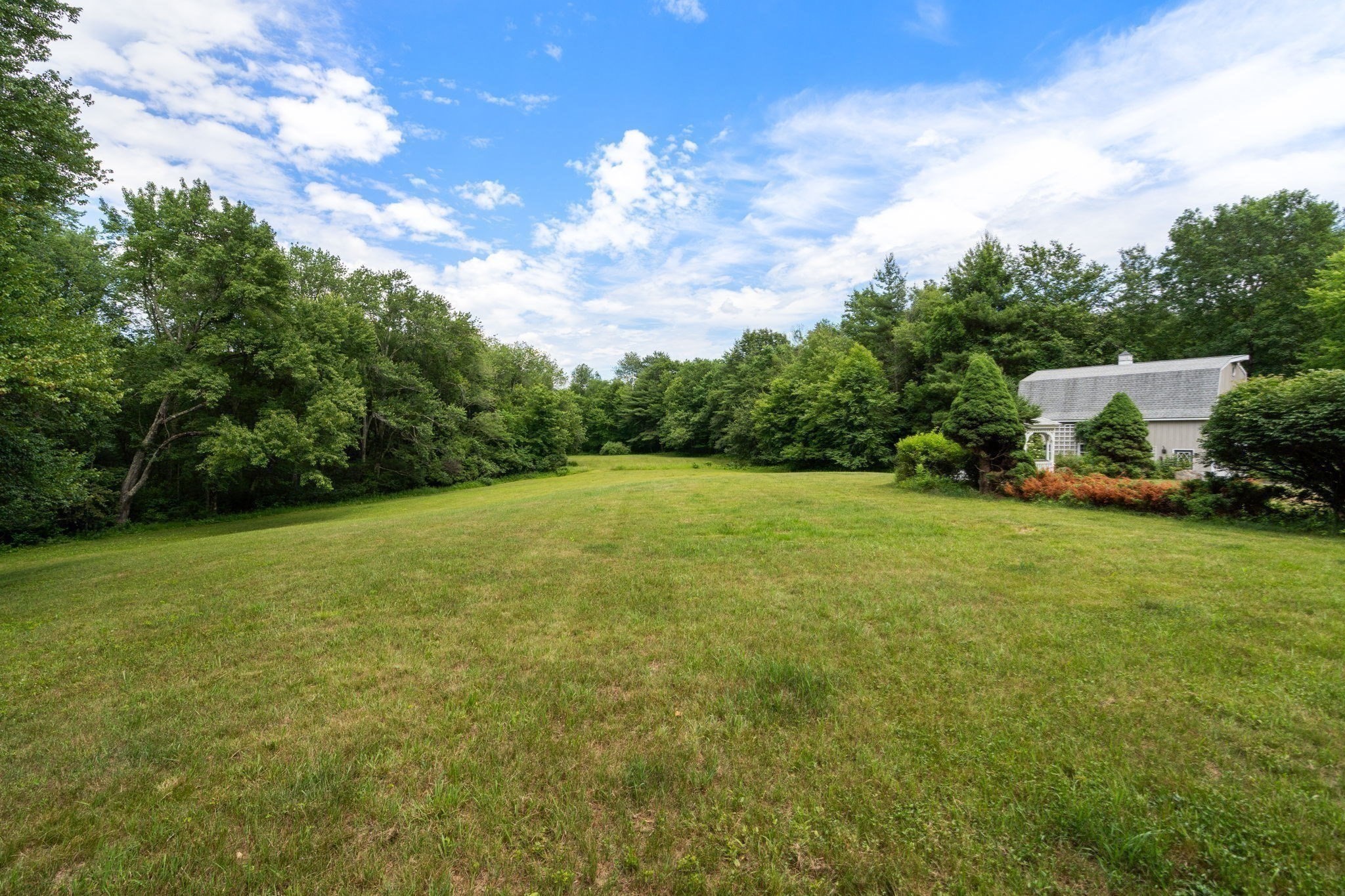 575 West Street Property Photo 24