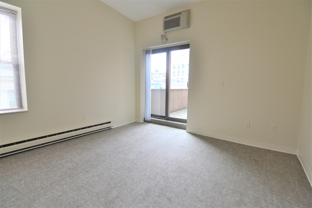 67 St. Germain # 14 Property Photo 12