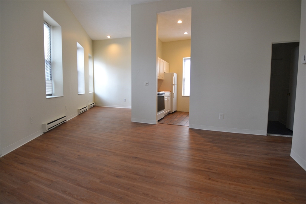 67 St. Germain # 14 Property Photo 20