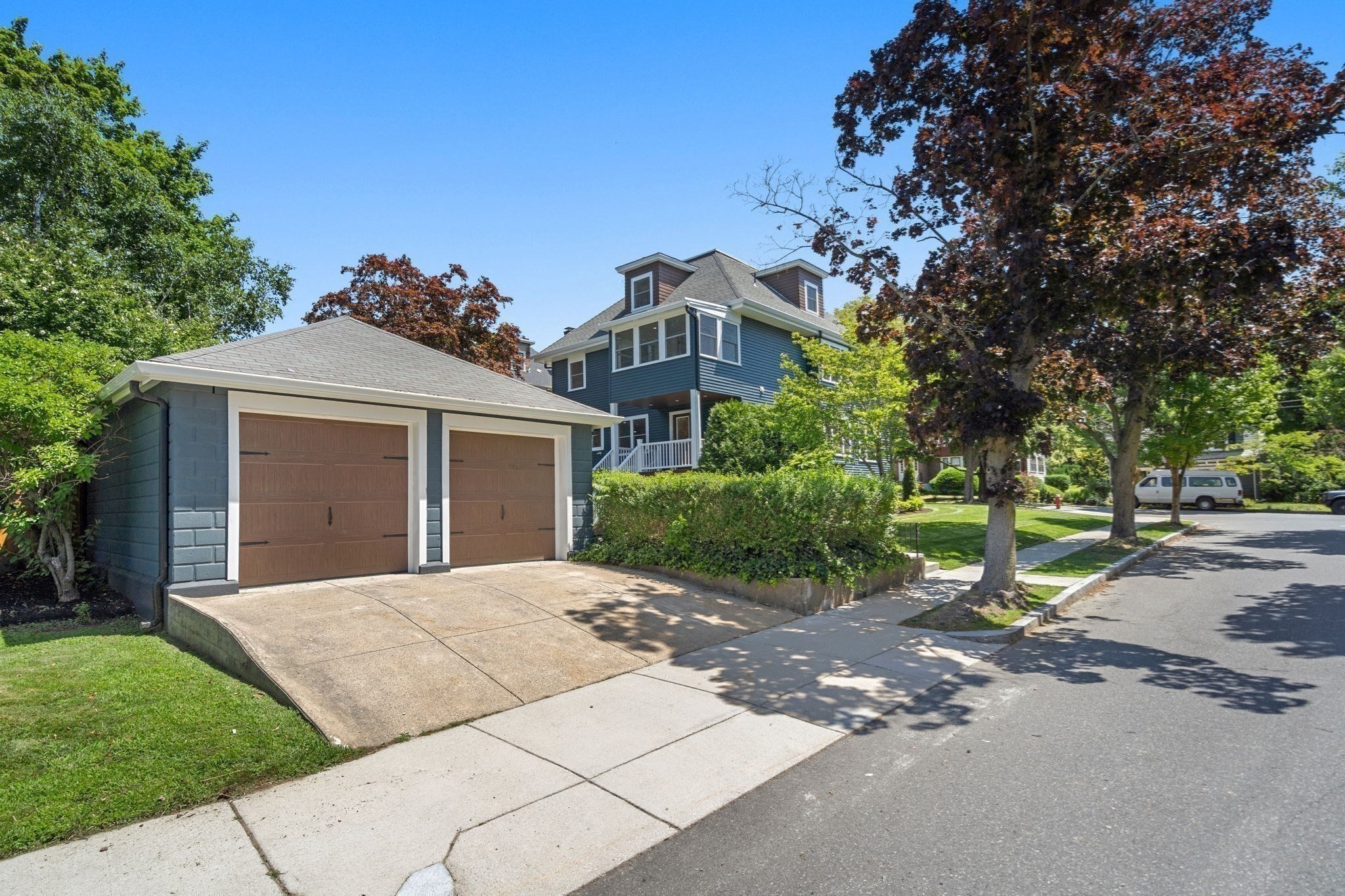 68 Barnard Avenue Property Photo 38