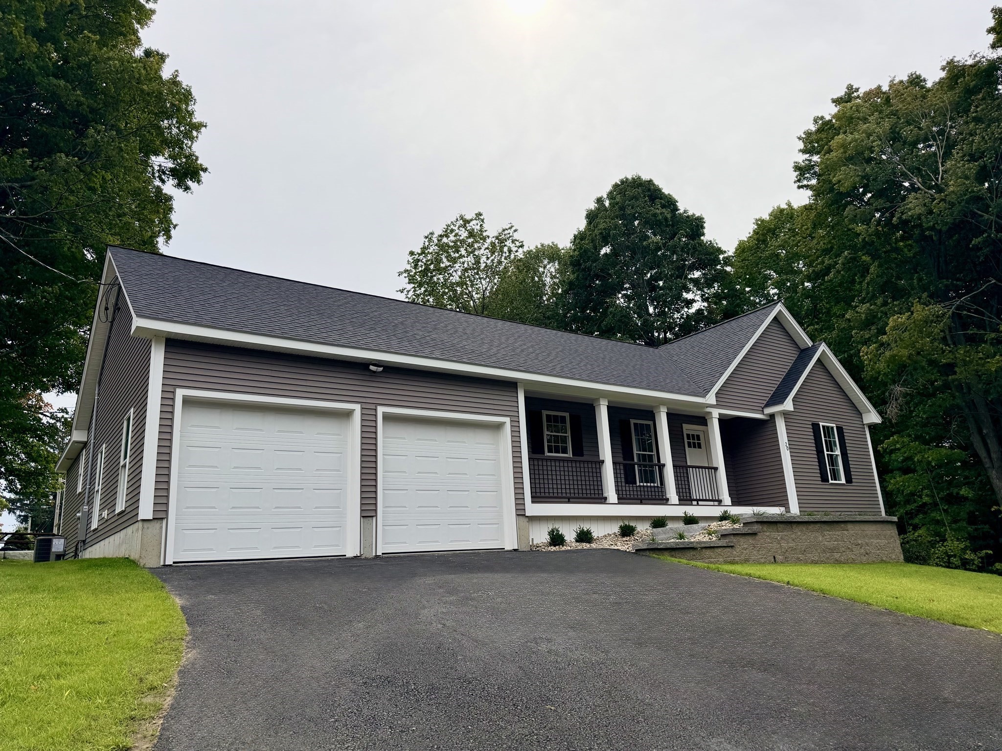 20 Highland Ave Property Photo 1