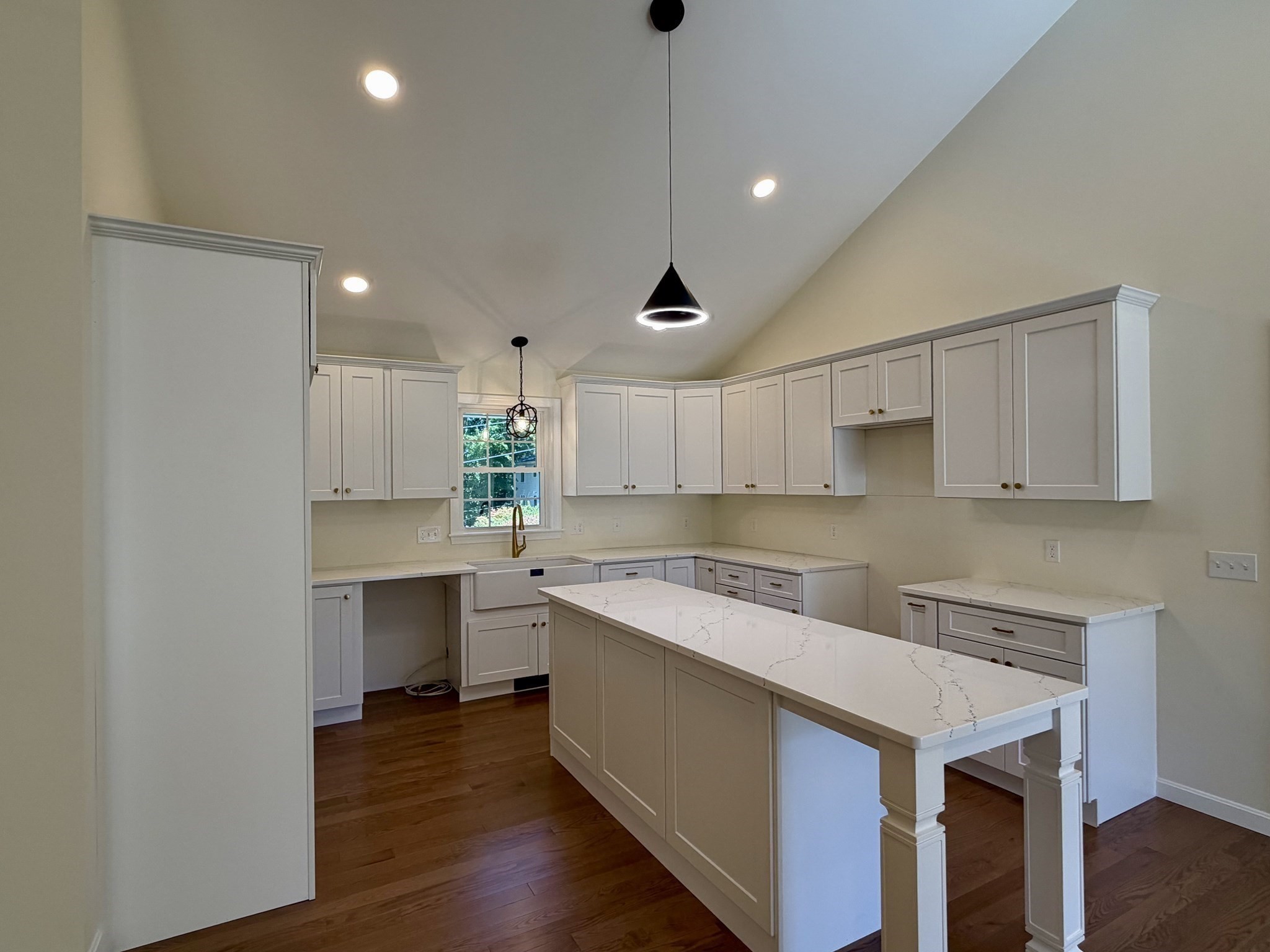 20 Highland Ave Property Photo 6