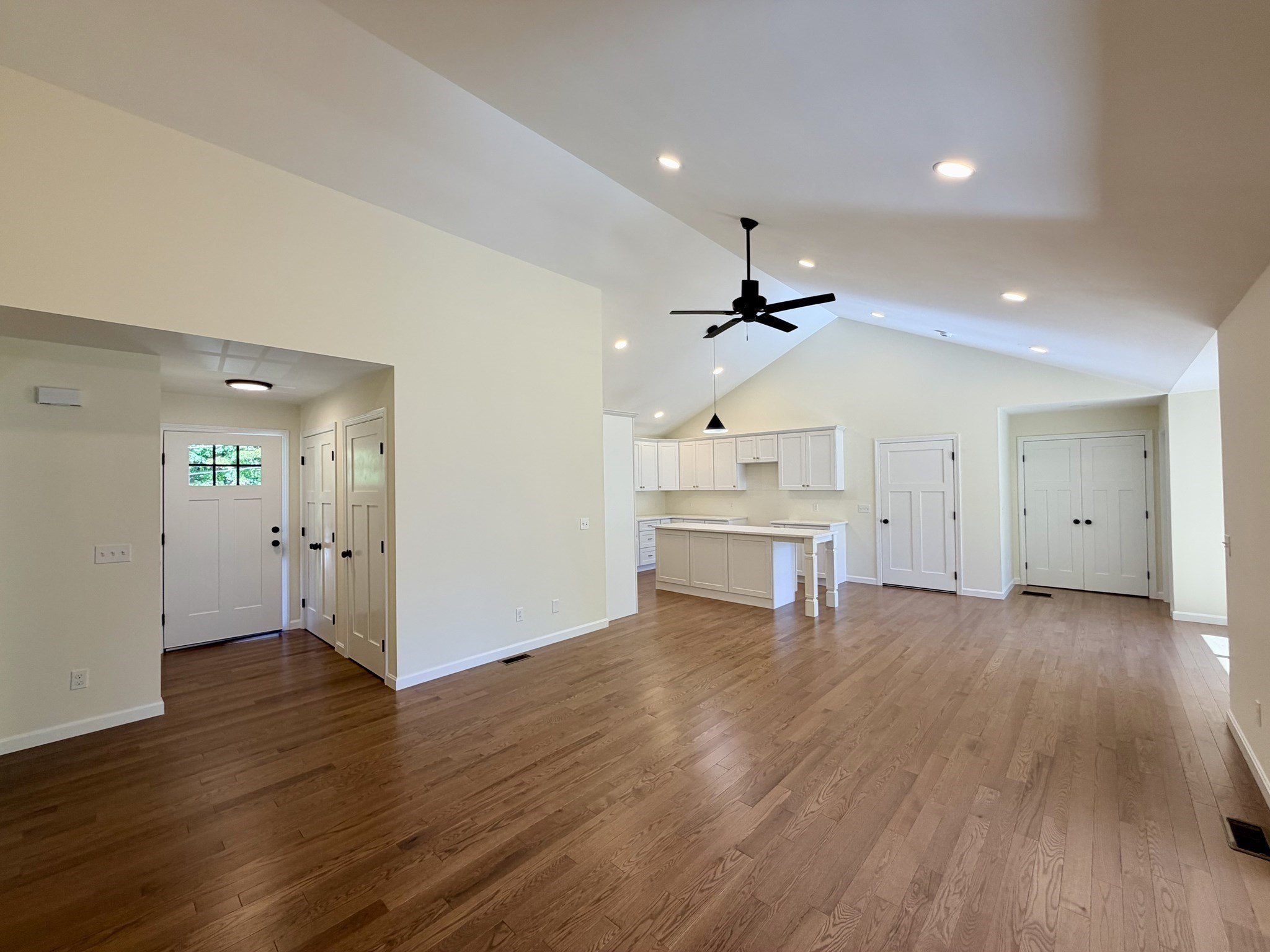 20 Highland Ave Property Photo 8