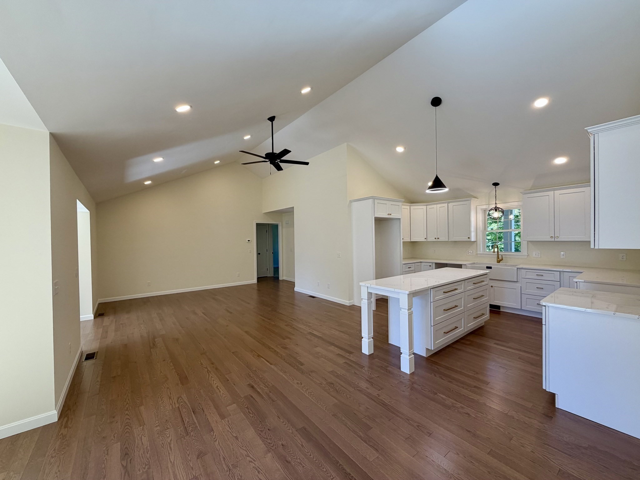 20 Highland Ave Property Photo 9