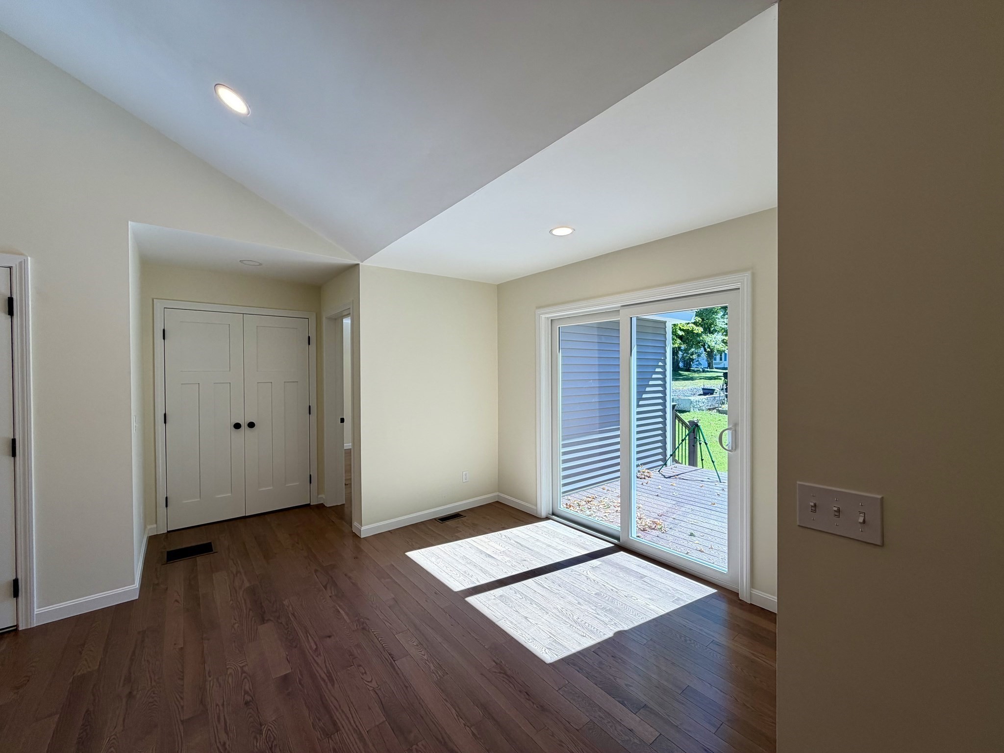 20 Highland Ave Property Photo 13