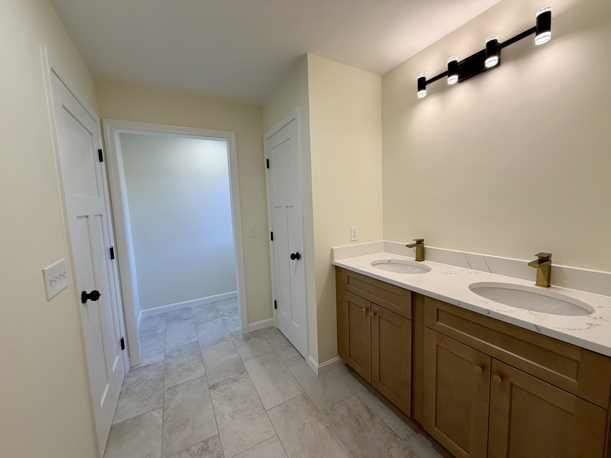 20 Highland Ave Property Photo 17