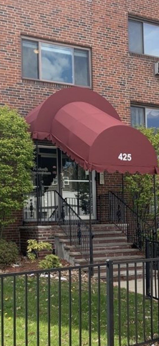 425 S Huntington Ave # 1 Property Photo 1