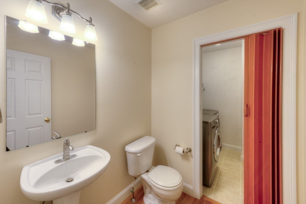 20 Northgate # 14 Property Photo 13