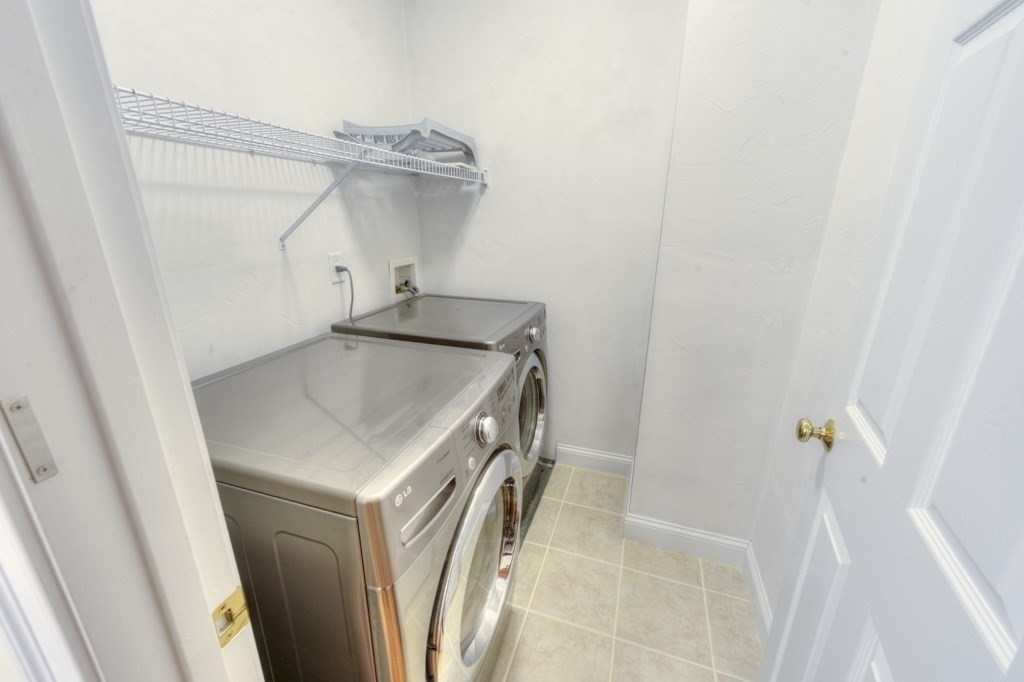 20 Northgate # 14 Property Photo 14