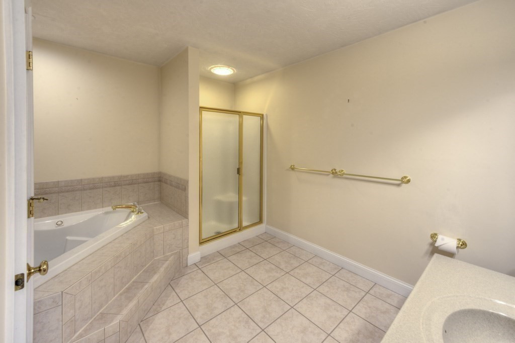 20 Northgate # 14 Property Photo 19