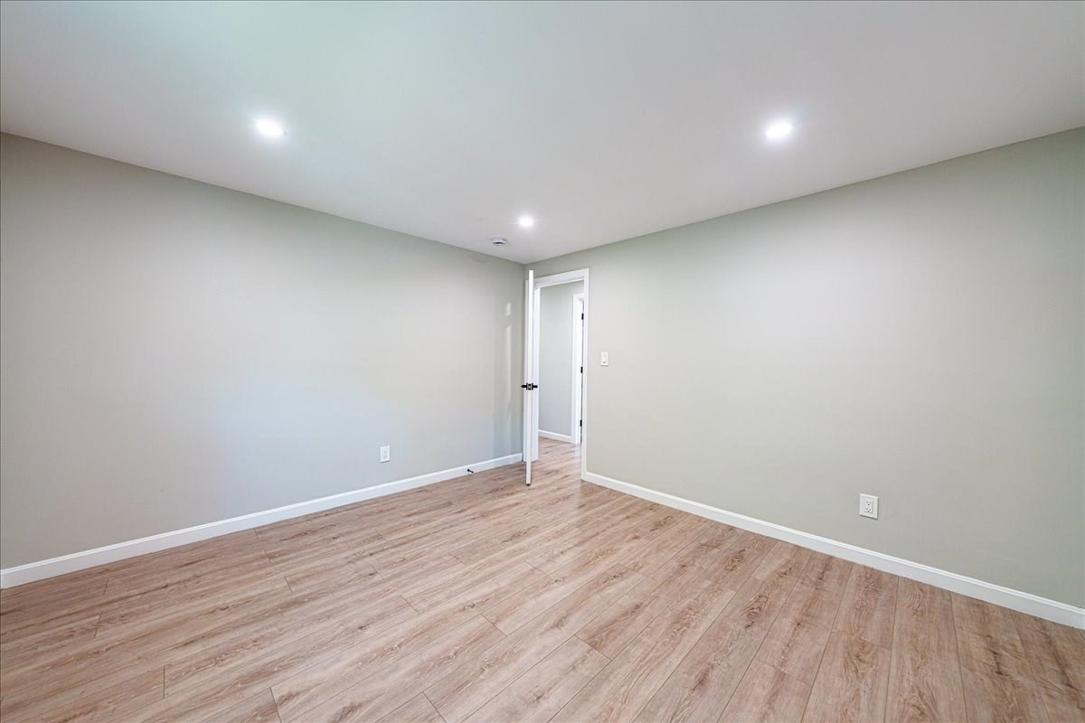 23 Taunton St Property Photo 11