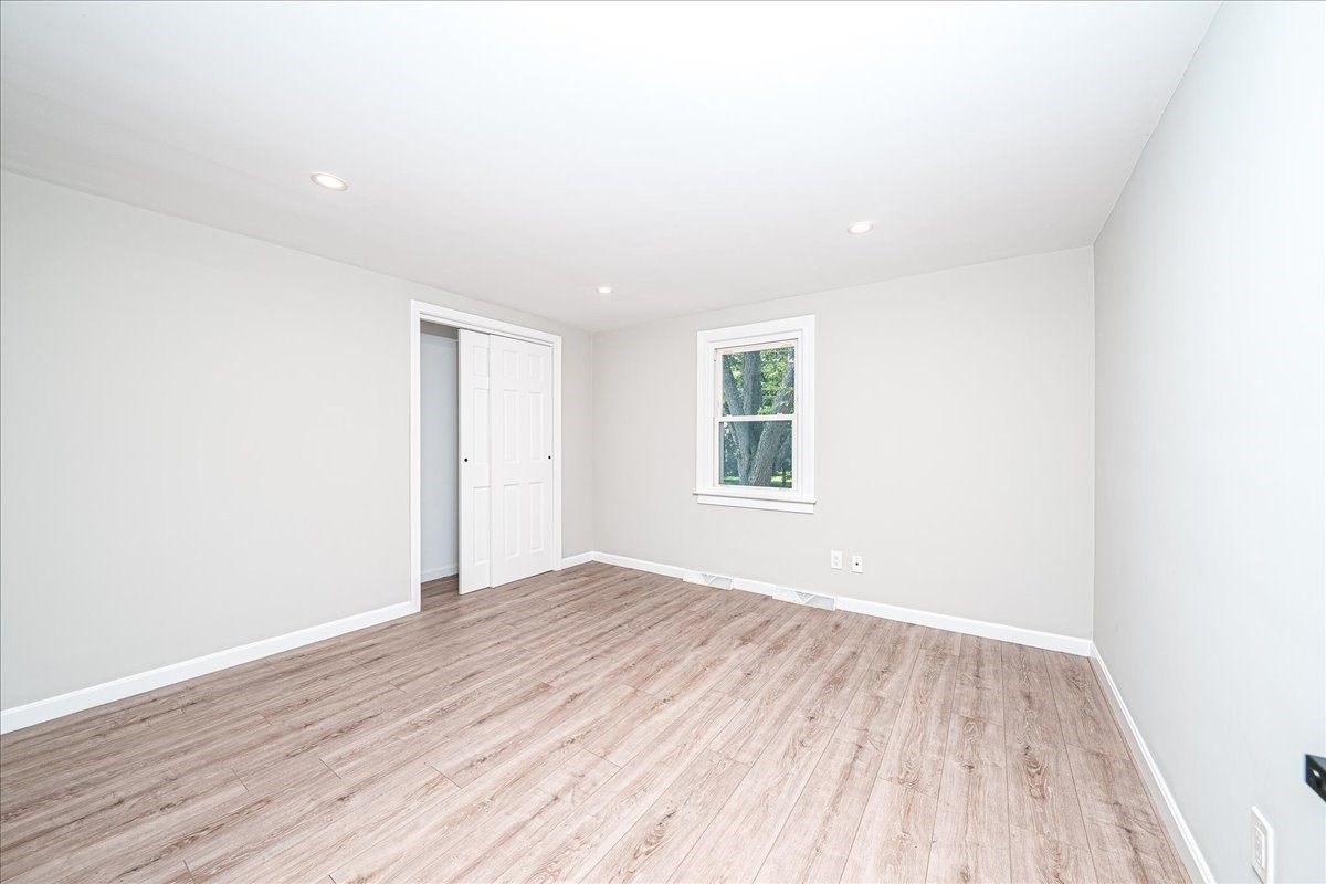 23 Taunton St Property Photo 15