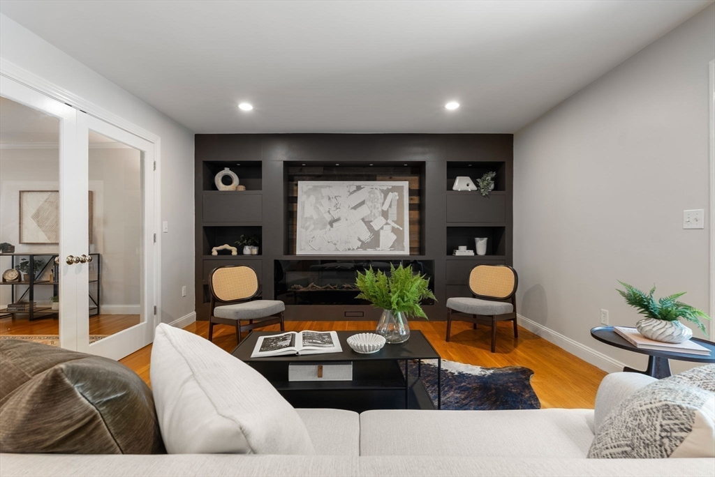 107 Rowe Street Property Photo 14
