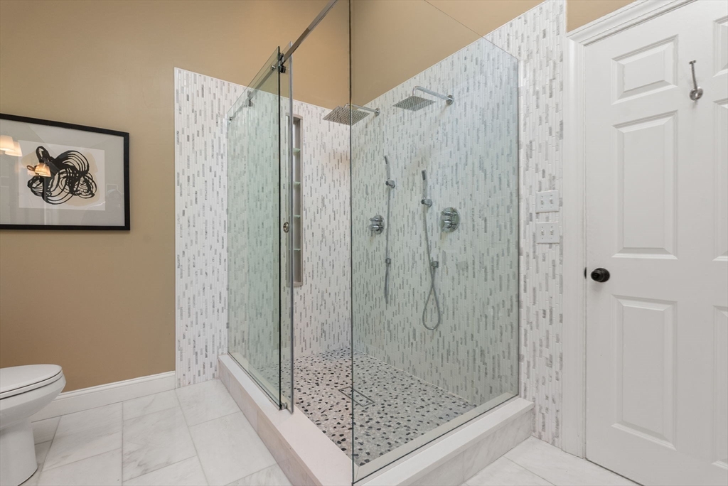 107 Rowe Street Property Photo 20