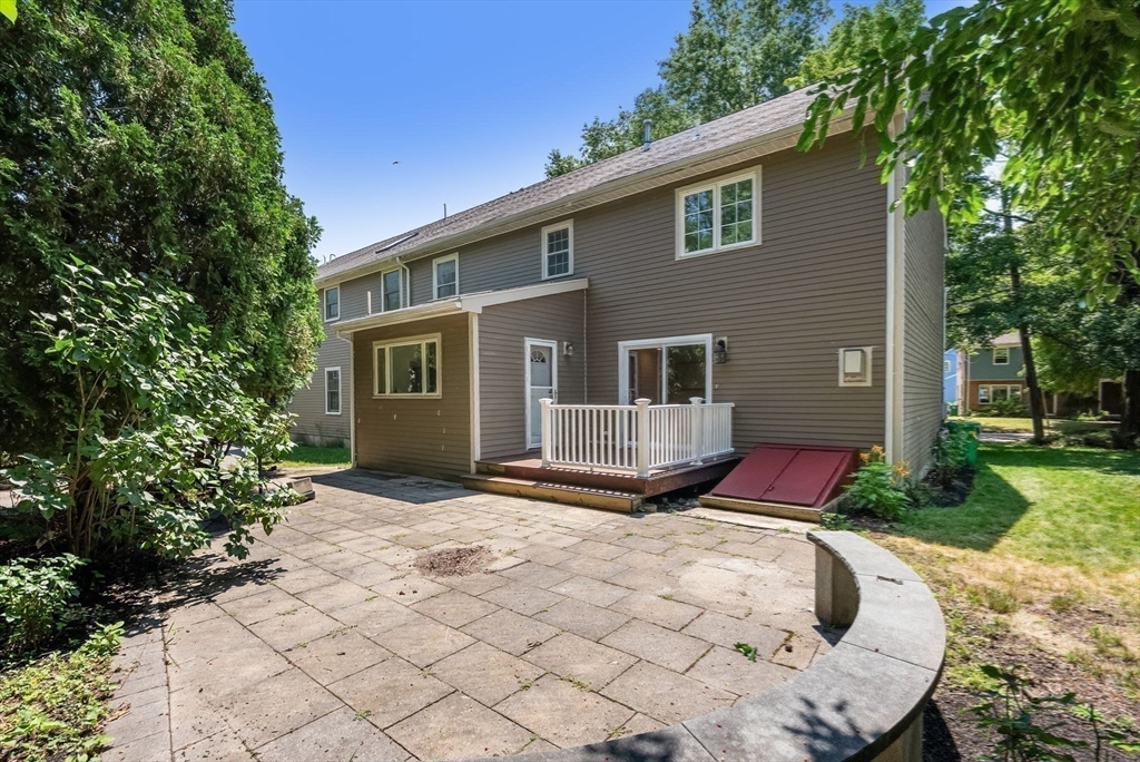 107 Rowe Street Property Photo 29