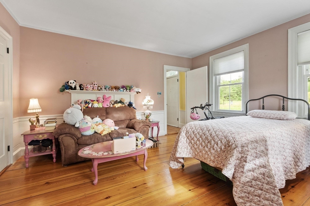 69 Winchendon Rd Property Photo 17