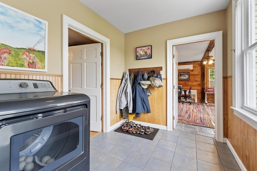69 Winchendon Rd Property Photo 25