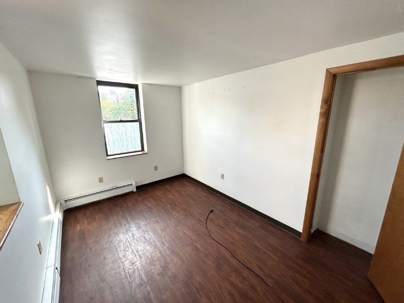 22 University Road # 1b Property Photo 4