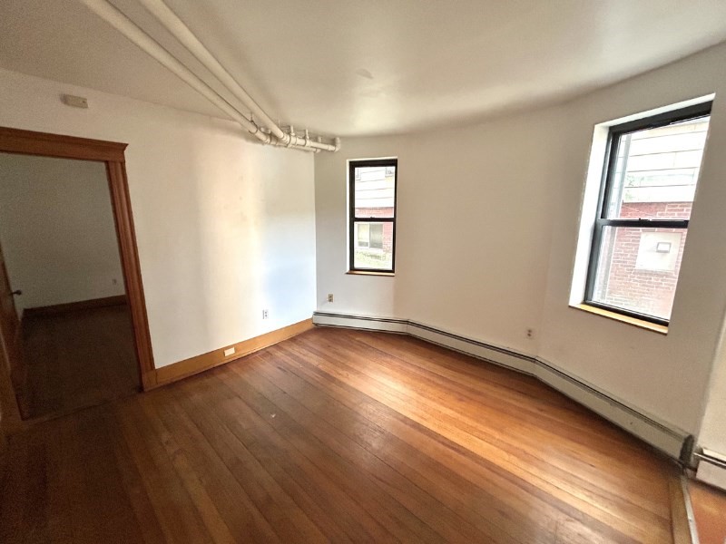 22 University Road # 1b Property Photo 5
