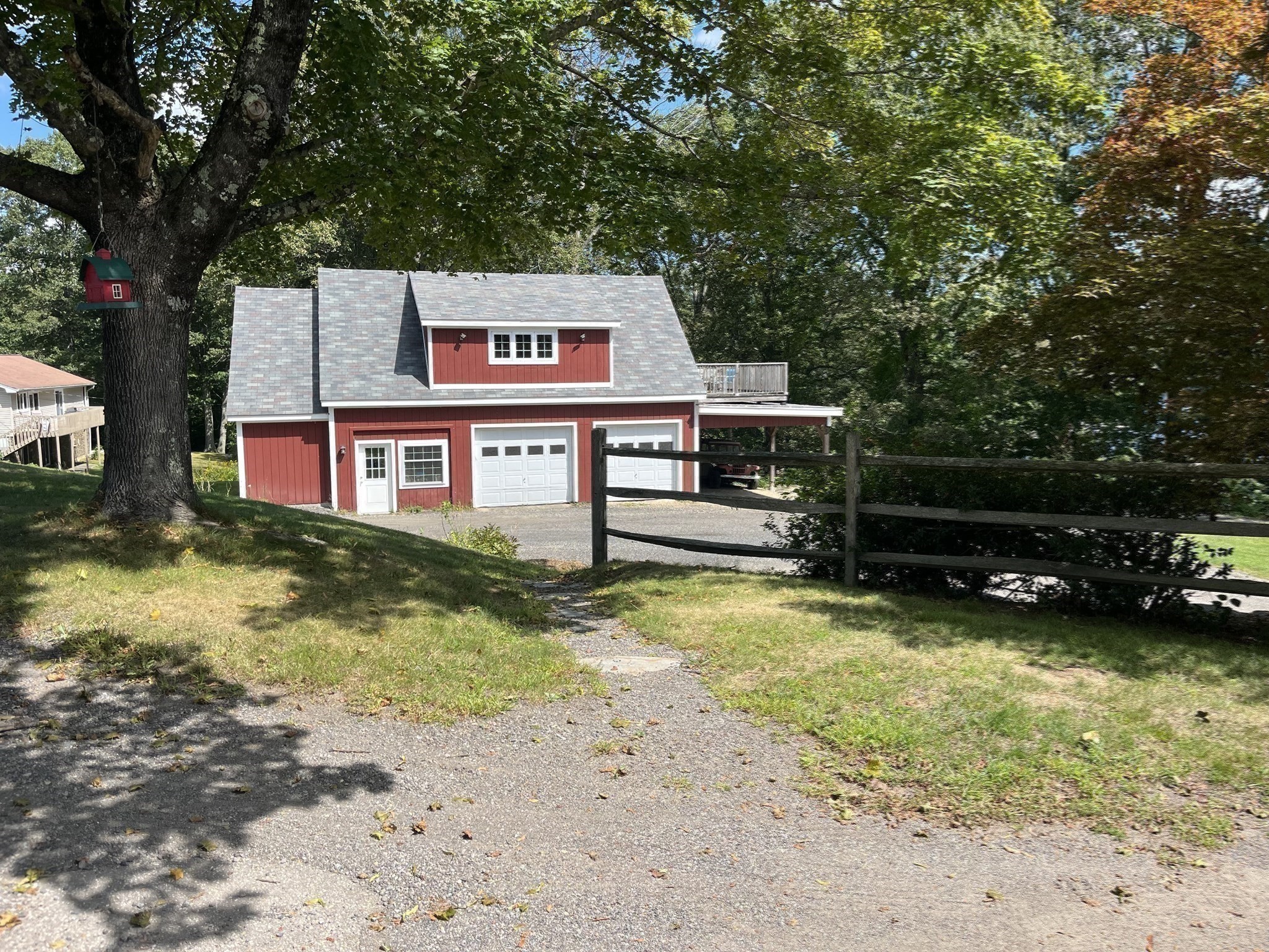 77 Chickering Rd Property Photo 11