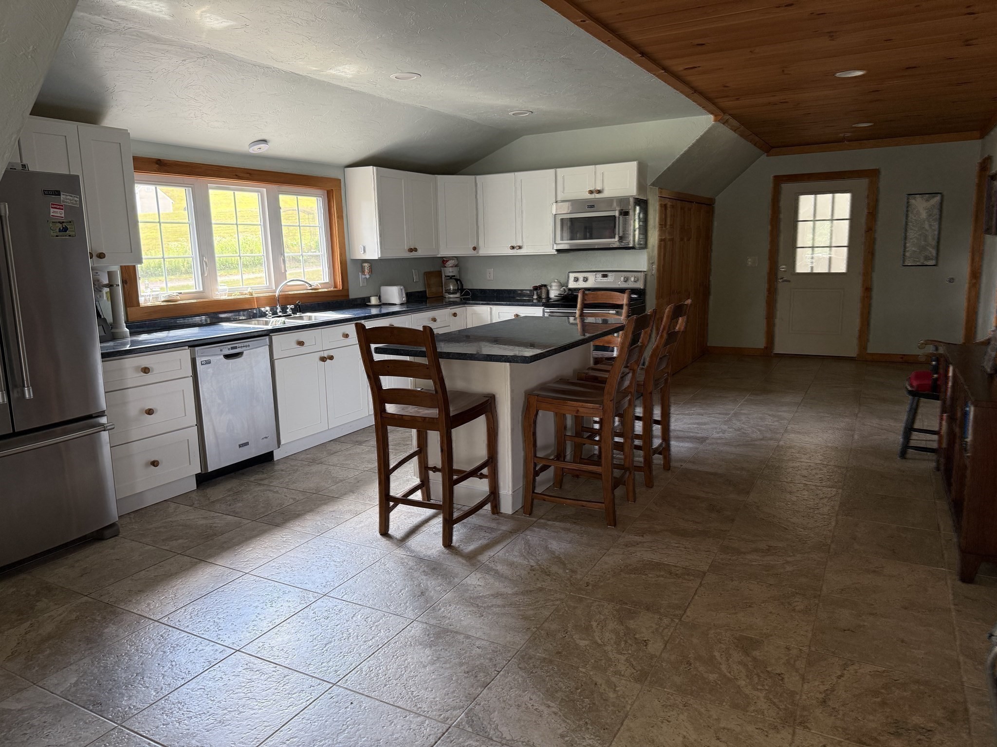 77 Chickering Rd Property Photo 31