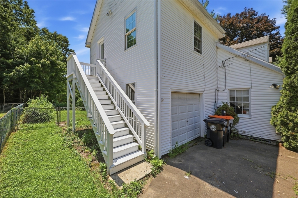 56 Lincoln Ave Property Photo 6
