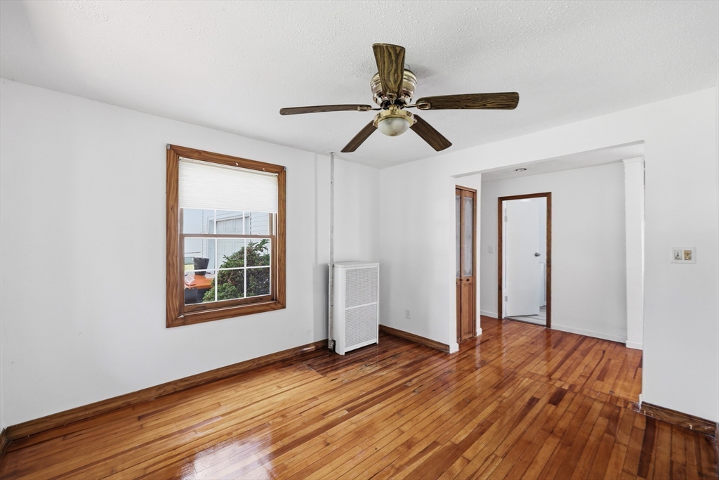 56 Lincoln Ave Property Photo 14