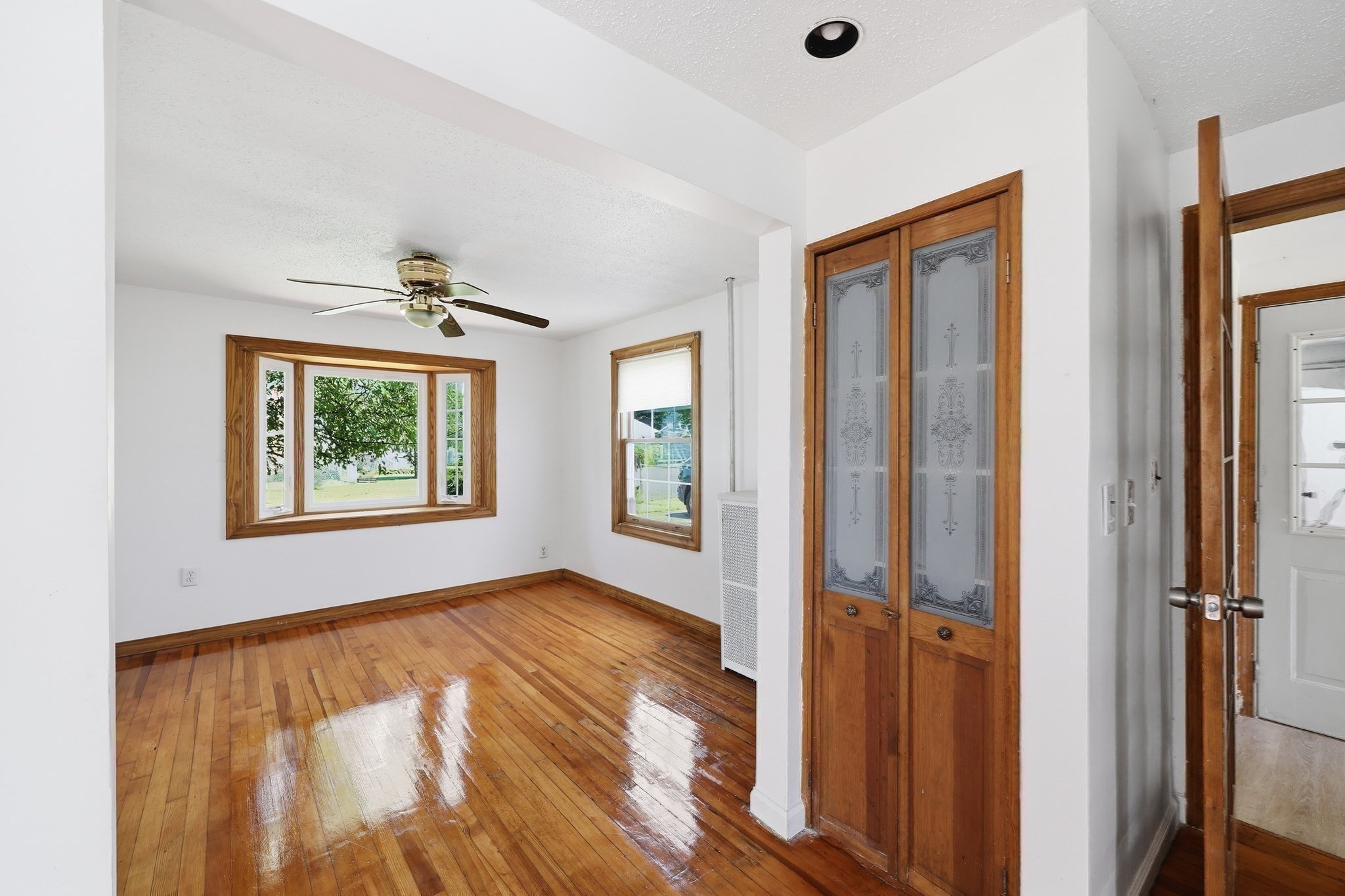 56 Lincoln Ave Property Photo 16