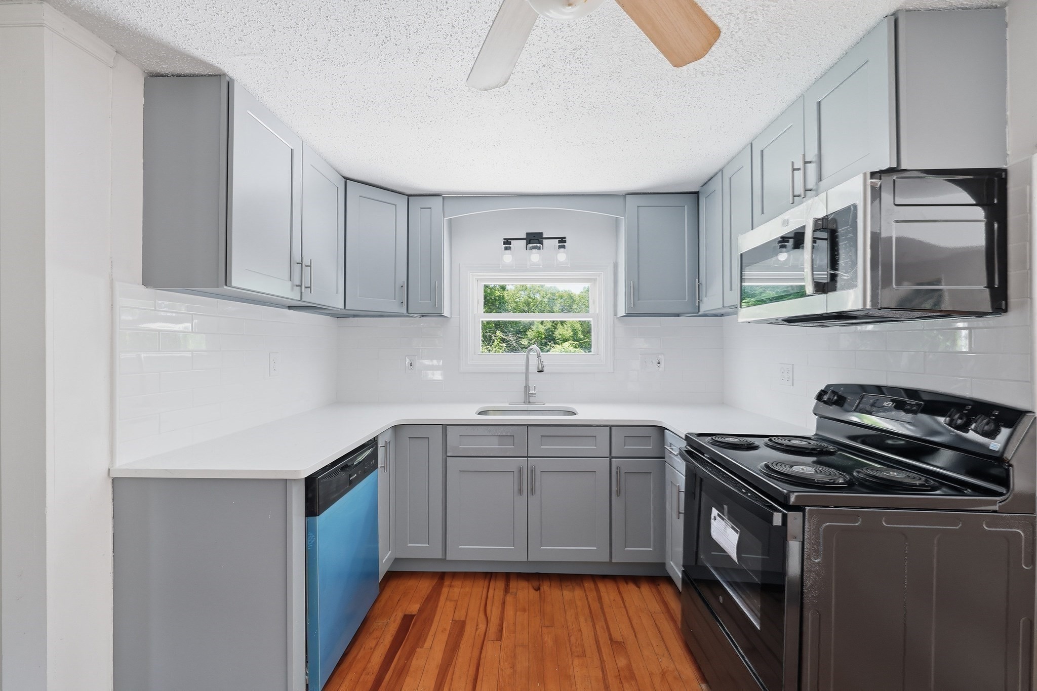 56 Lincoln Ave Property Photo 18