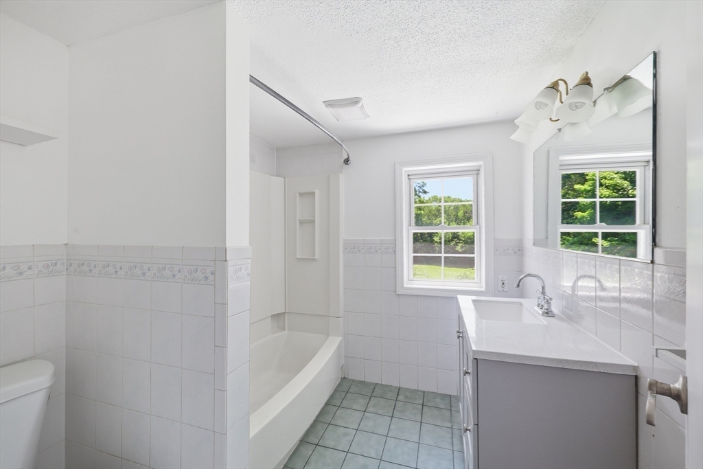 56 Lincoln Ave Property Photo 35