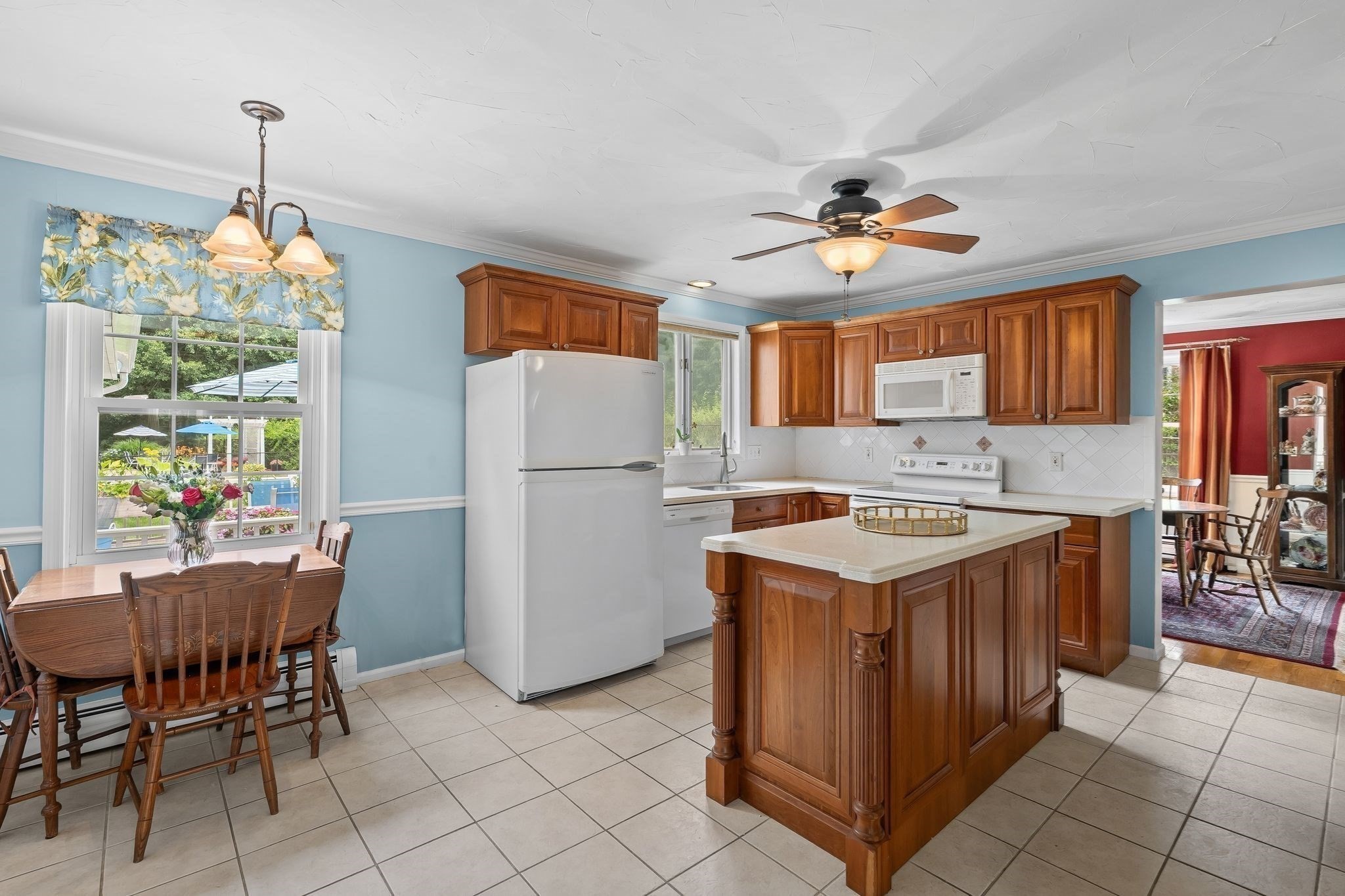 799 Hanover St Property Photo 10