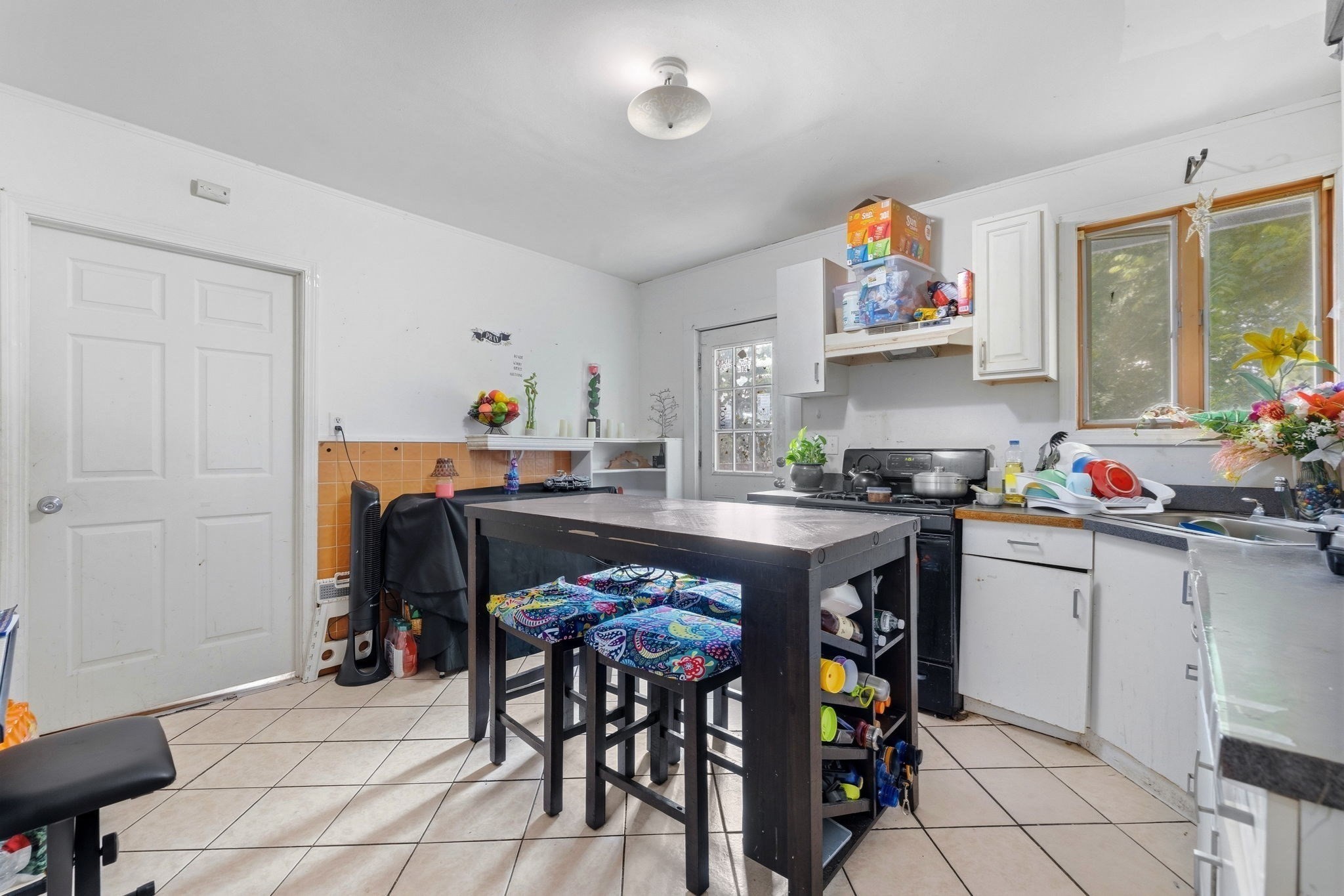 57 Hemman Street # 2 Property Photo 6