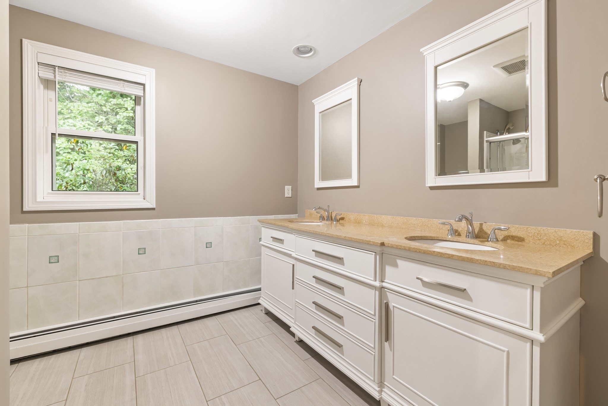 22 Bracebridge Road Property Photo 21