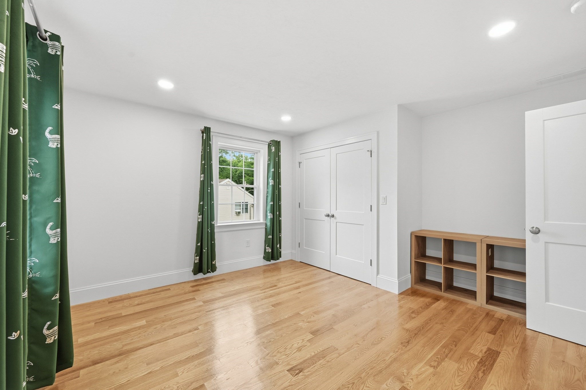 25 Fourth Ave Property Photo 25