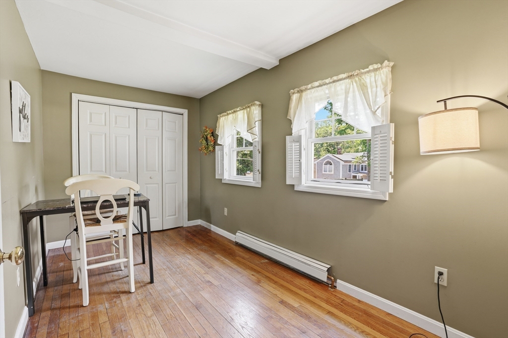 90 Loring Ave Property Photo 13