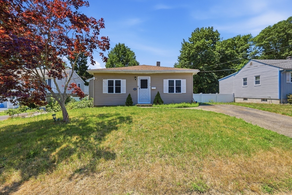 90 Loring Ave Property Photo 22