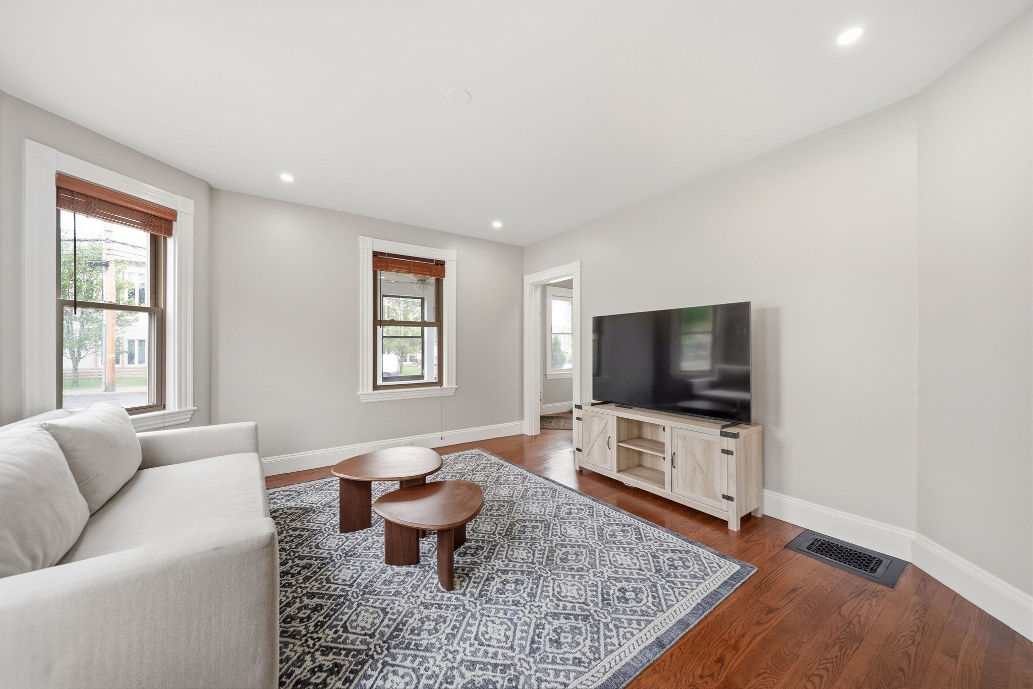 309 Hillside Avenue Property Photo 9