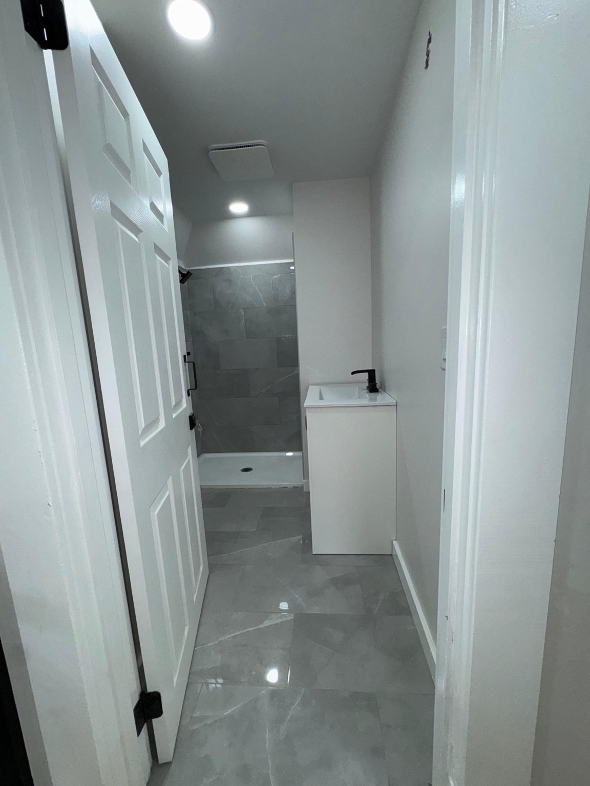 86 Amherst St Property Photo 11