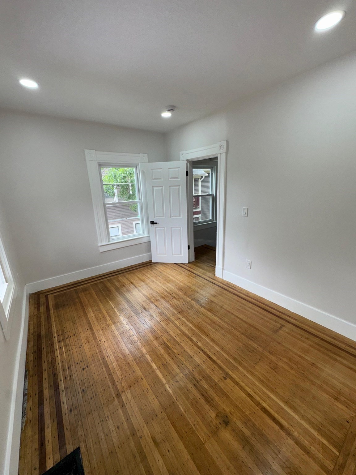 86 Amherst St Property Photo 23