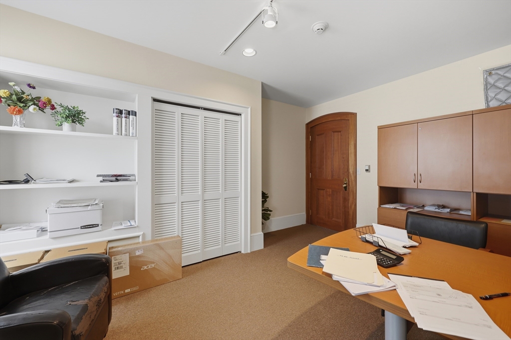 39 State St # 6 Property Photo 9