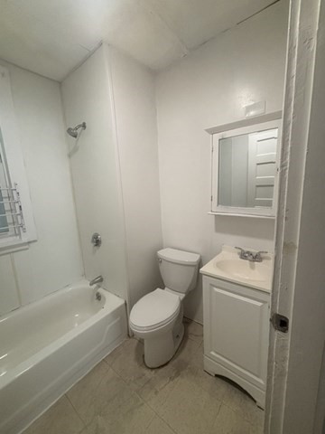 15 Fortesque Street # 3 Property Photo 3
