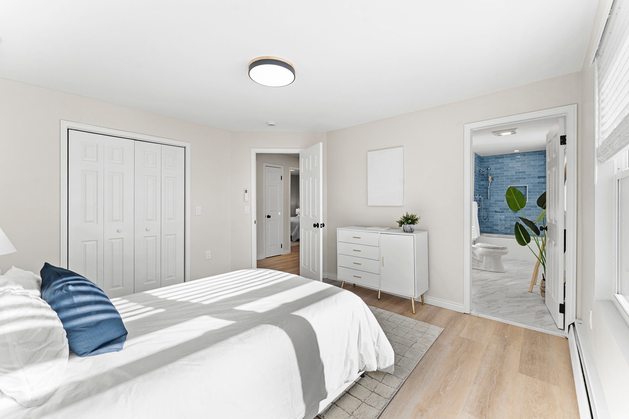 52 Clifford St Property Photo 17