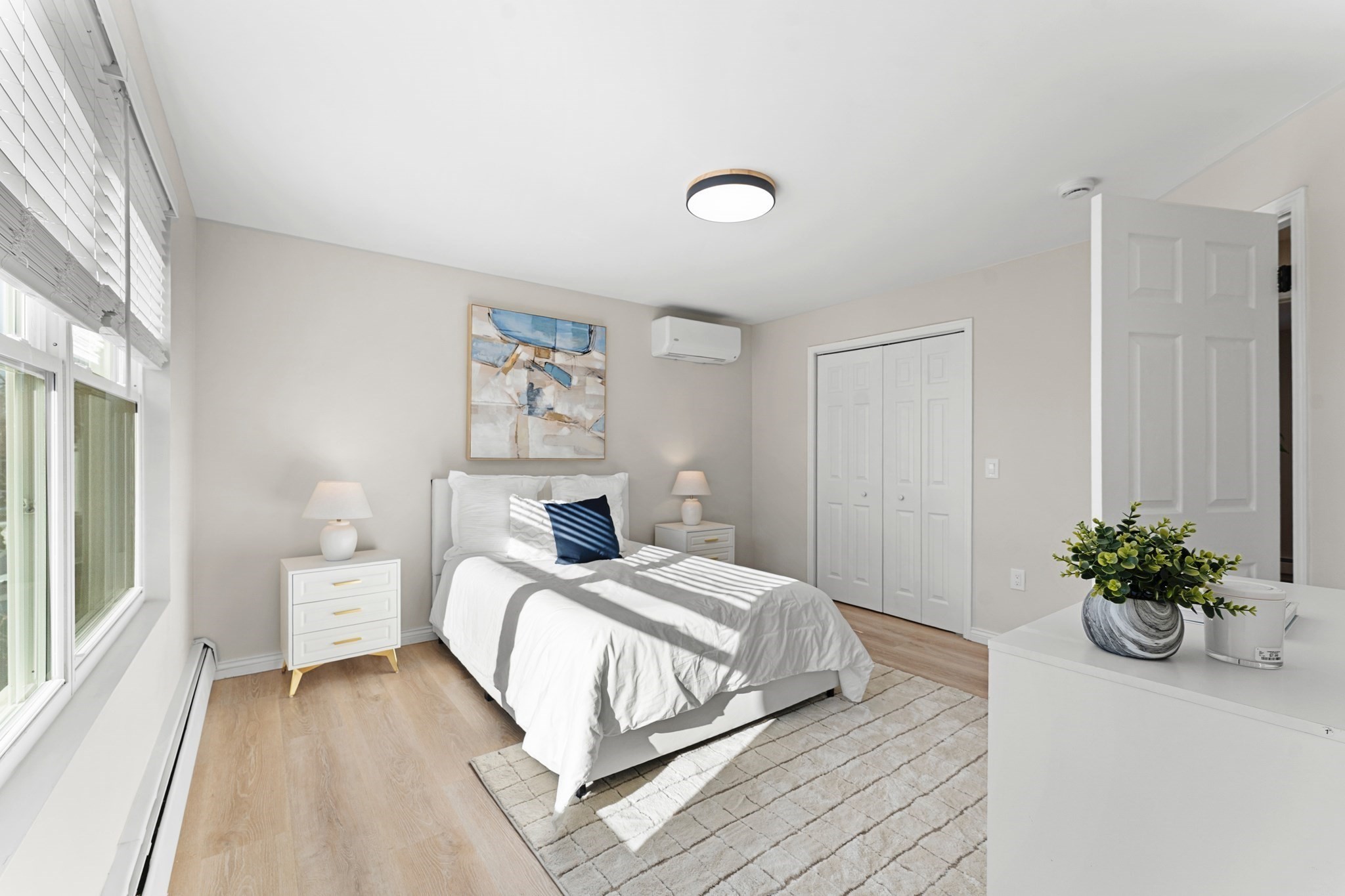 52 Clifford St Property Photo 18